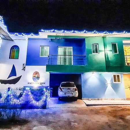 Auslyn Guest House Bogmalo Exterior photo